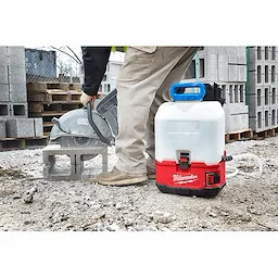 2820-21WS - M18™ SWITCH TANK™ 4-Gallon Water Supply