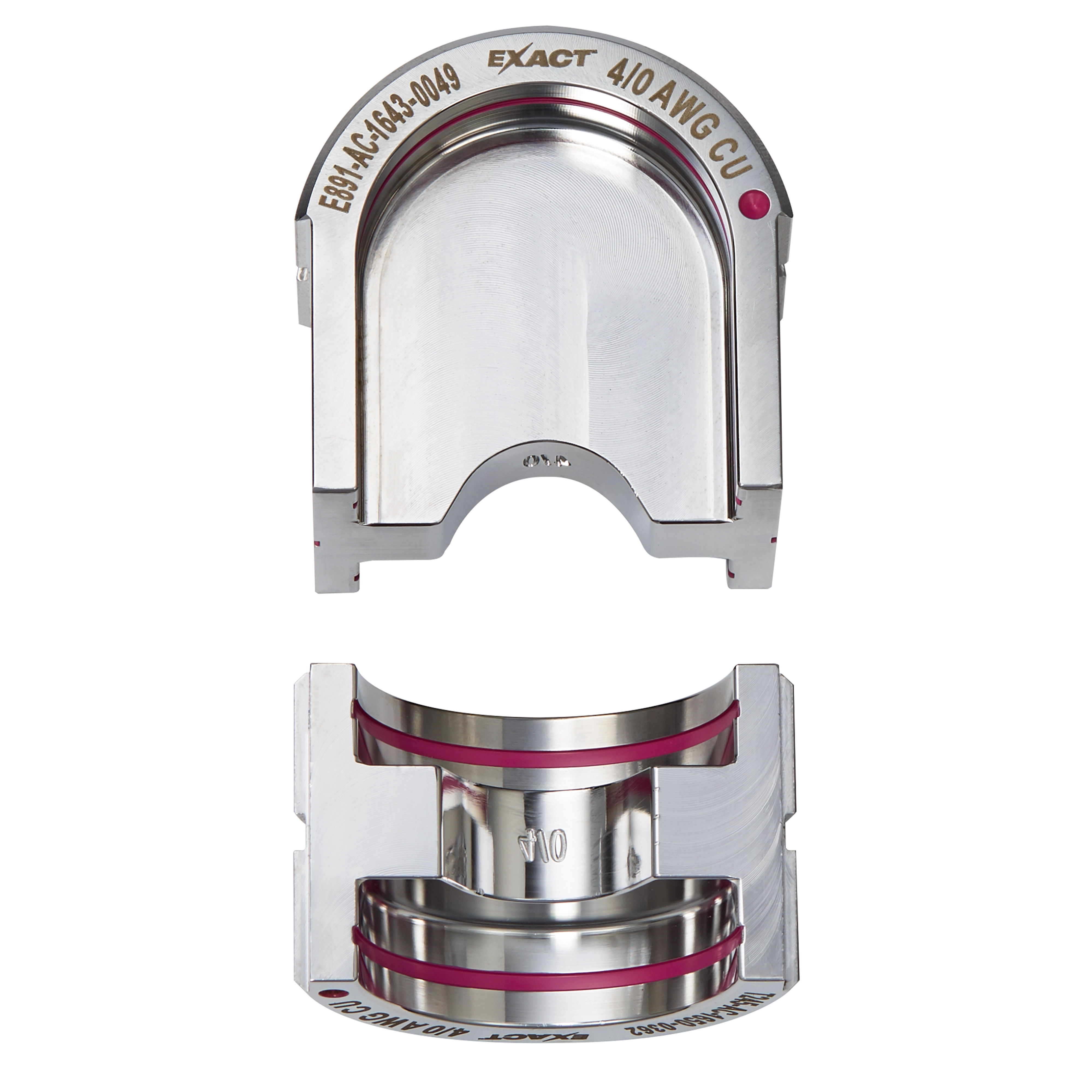 FORCELOGIC™ M18™ 750 MCM Crimper Kit features a crimping tool with two metallic die sets, suitable for 4/0 AWG copper cables. The die sets are shown separated, highlighting their polished metallic surfaces and precise engineering.