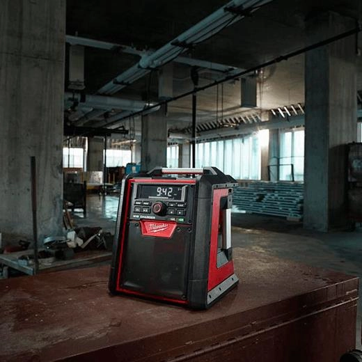 2792-20 - M18 Jobsite  Radio/ Charger, 2792-20