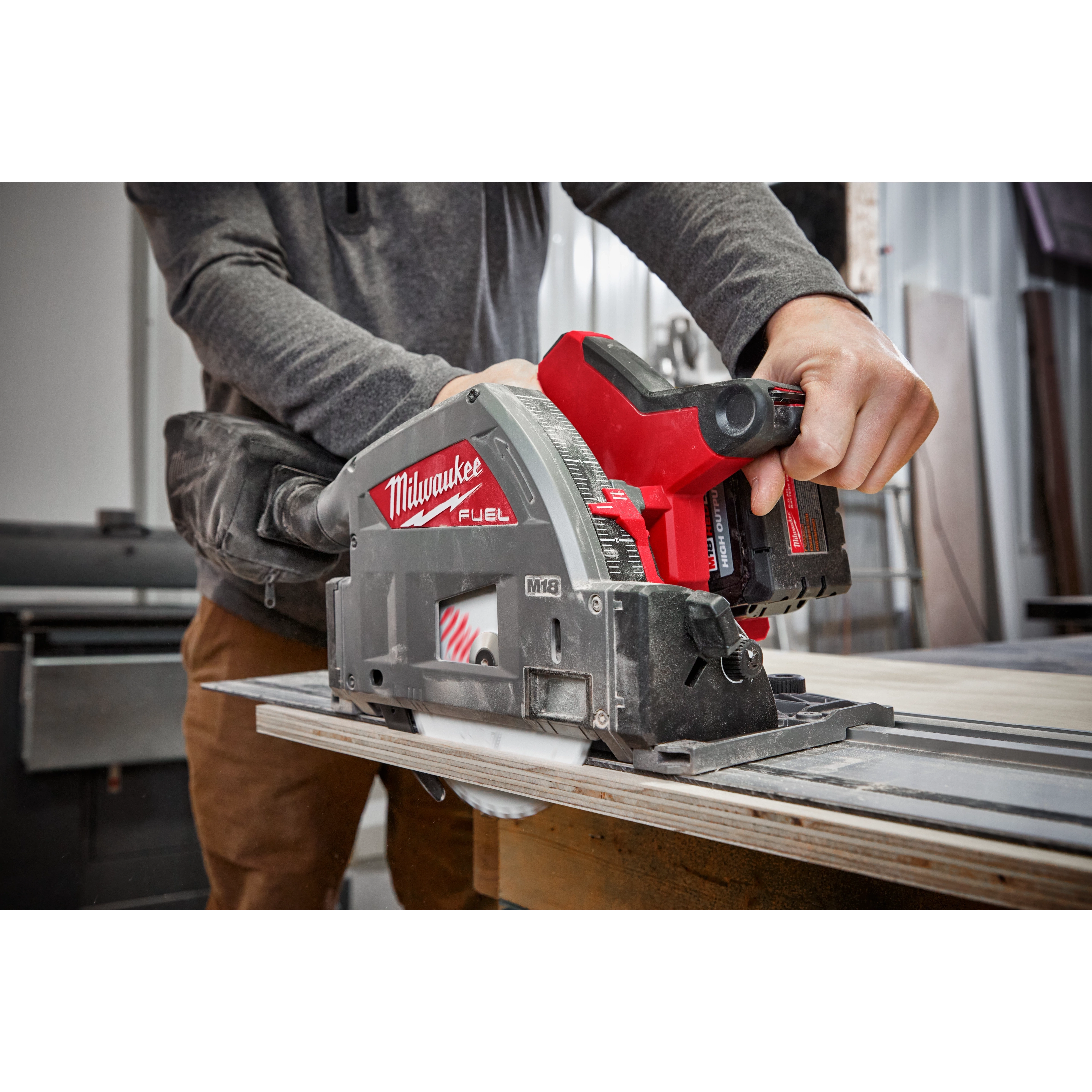 M18 FUEL™ 6 1/2" Plunge Track Saw