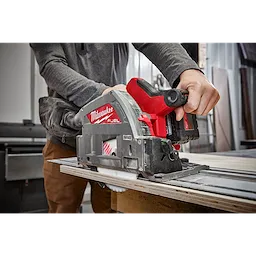 M18 FUEL™ 6 1/2" Plunge Track Saw