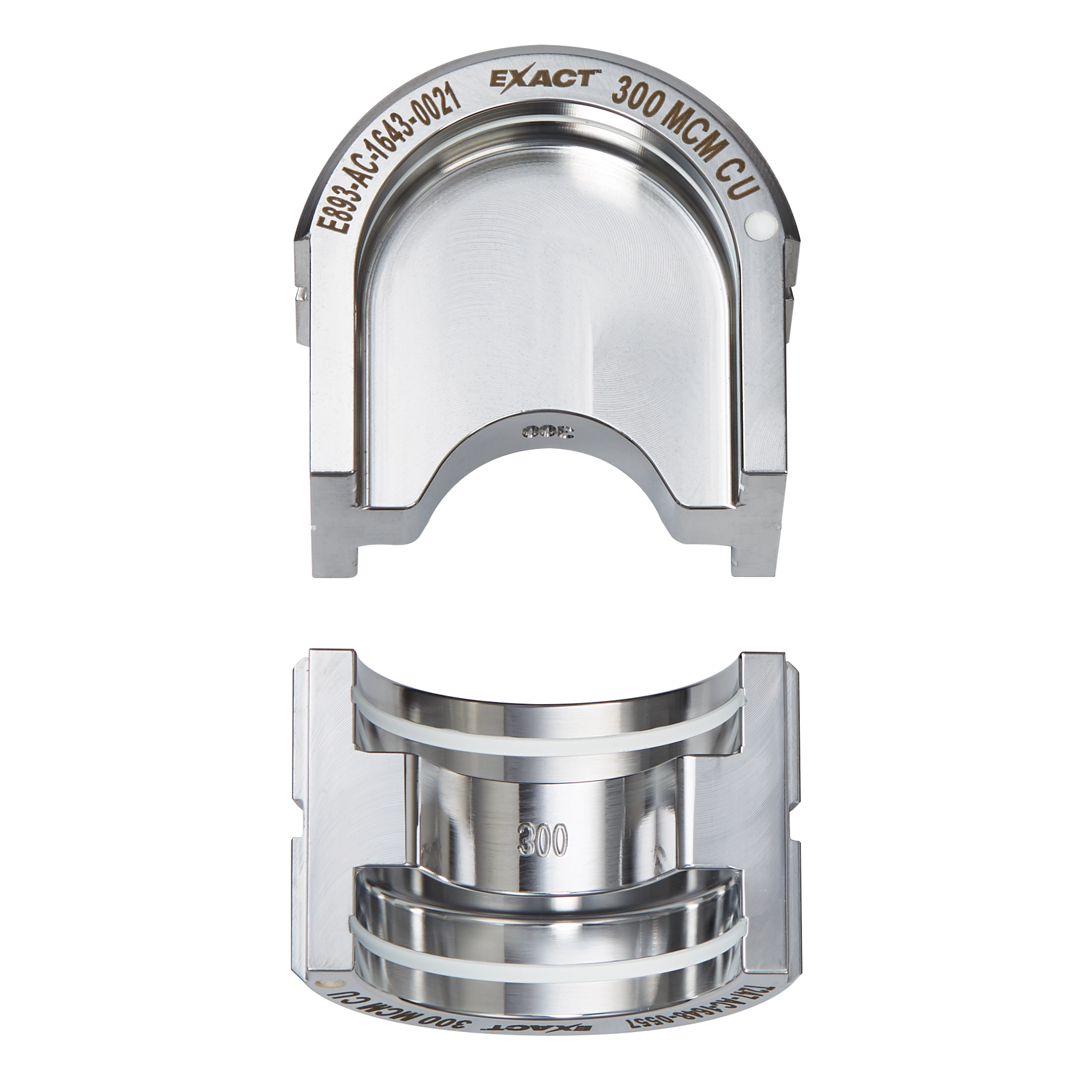 FORCELOGIC™ M18™ 750 MCM Crimper Kit includes precision-engineered, chrome-finished crimping dies for 300 MCM copper connections.