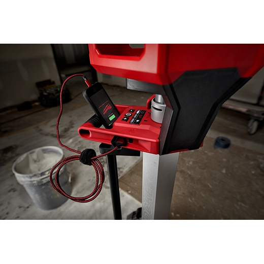 2136-20 2136-21 - M18™ ROCKET™ Tower Light/Charger