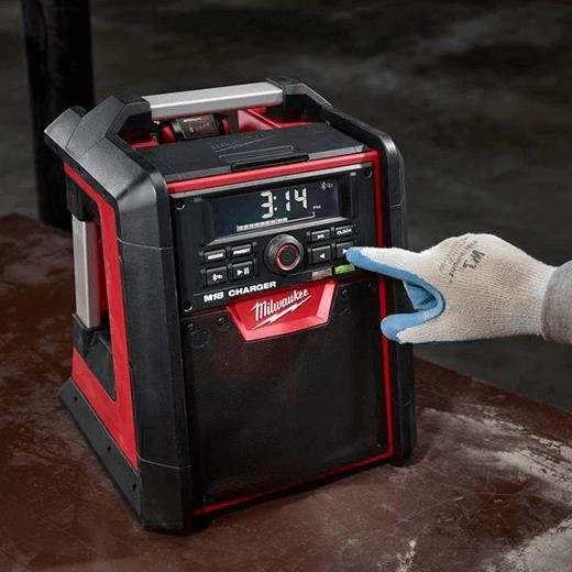 2792-20 - M18 Jobsite  Radio/ Charger, 2792-20