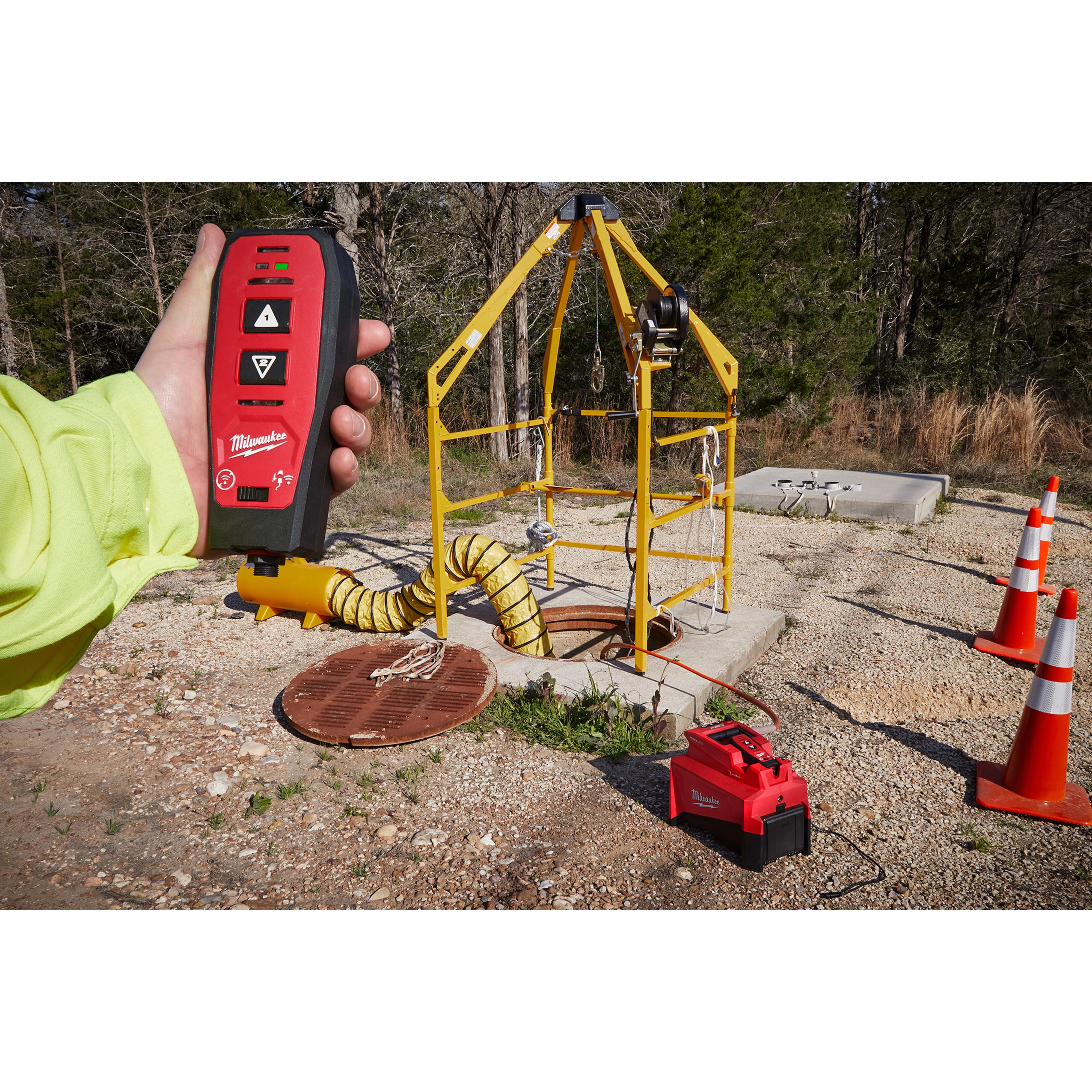M18™ FORCE LOGIC™ 10,000 PSI Hydraulic Pump