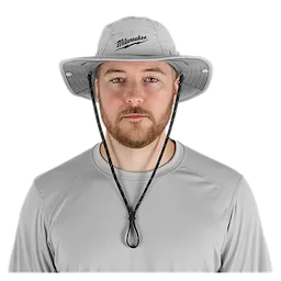 The WORKSKIN Sunshade Hat is light gray, featuring a wide brim for sun protection and an adjustable chin strap for secure fitting.