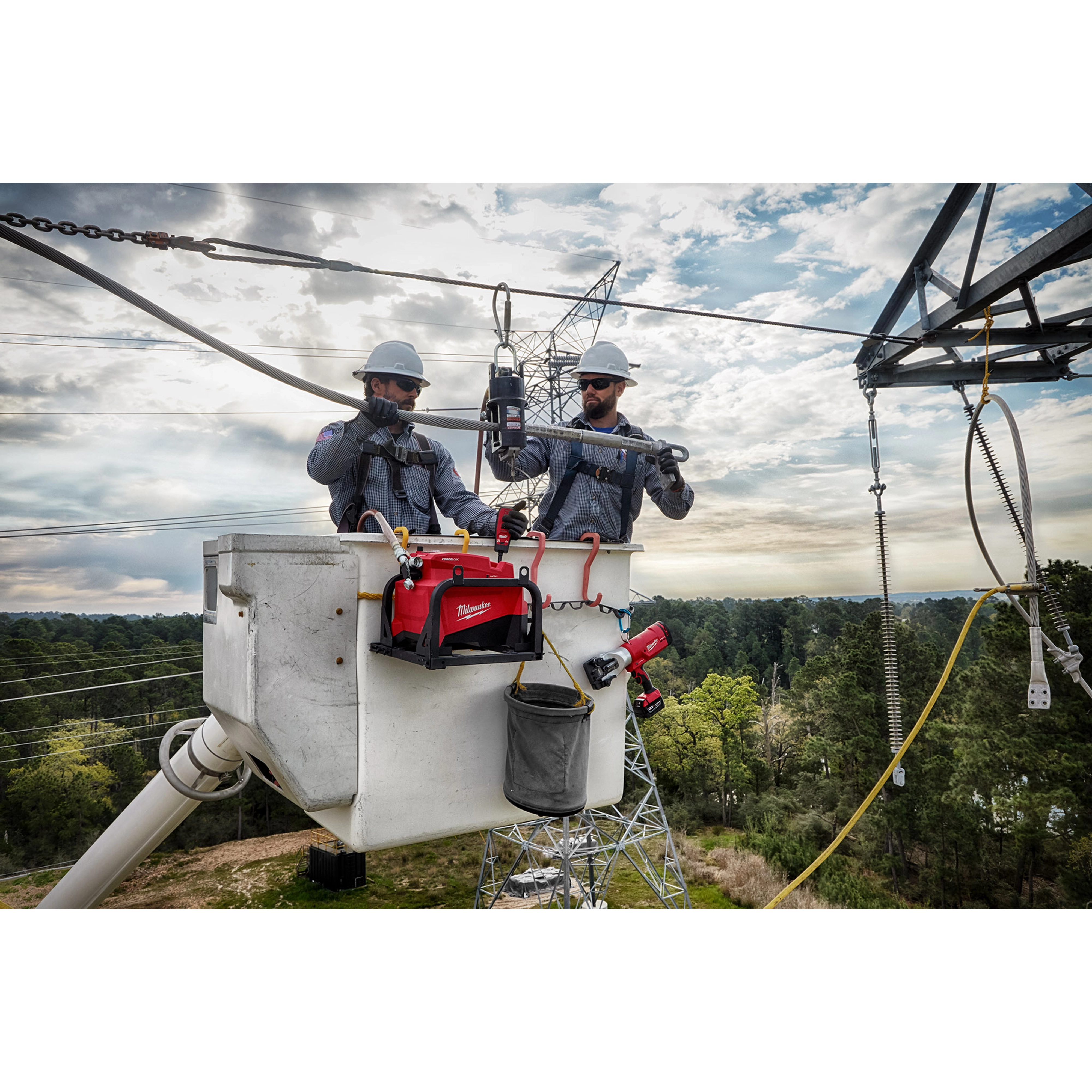 M18™ FORCE LOGIC™ 10,000 PSI Hydraulic Pump