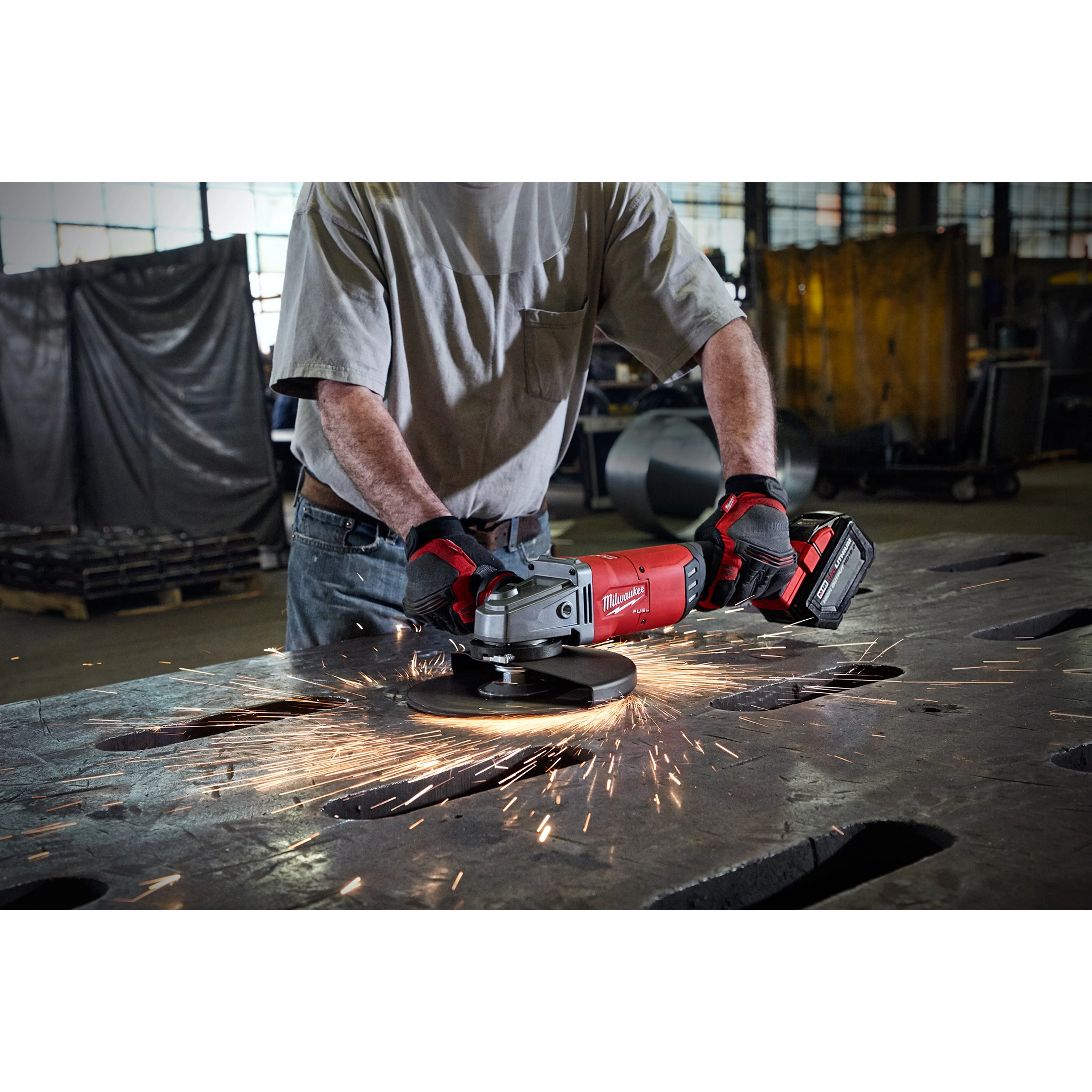M18 FUEL™ 7” / 9” Large Angle Grinder (LAG)